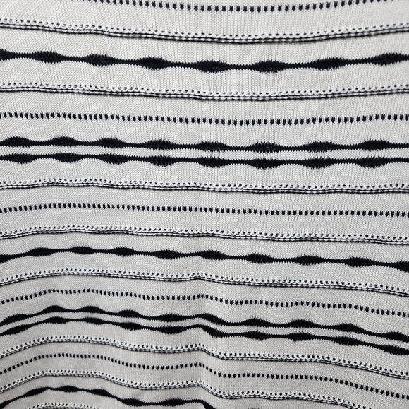 Coldwater Creek Size Large Black White Sequin Silk Blend‎ Short Sleeve Shirt - Picture 6 of 11